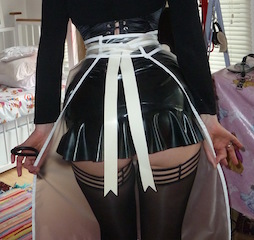 Miss Alice Silk sissy cross-dresser london uk