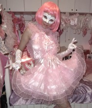 Miss Alice Silk London UK